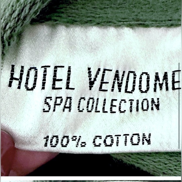 Hotel Vendome Dark Green Textured Cotton Velour Hand Tip Towels 2 Pc - Picture 5 of 5